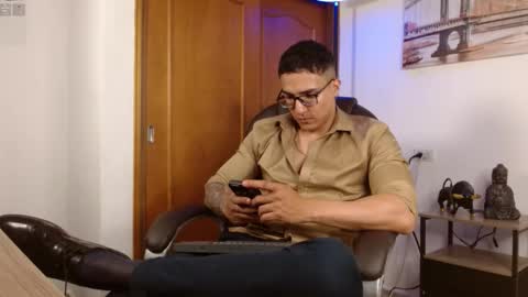 Snapshot of dash_bukoski chatting on March 4, 2026, 2:01 pm Dash online show from March 4, 2026, 2:01 pm