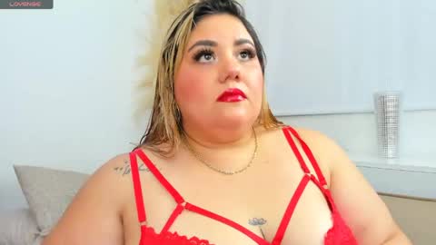 Snapshot of dasha_royale chatting on May 28, 2026, 11:24 pm Dasha online show from May 28, 2026, 11:24 pm