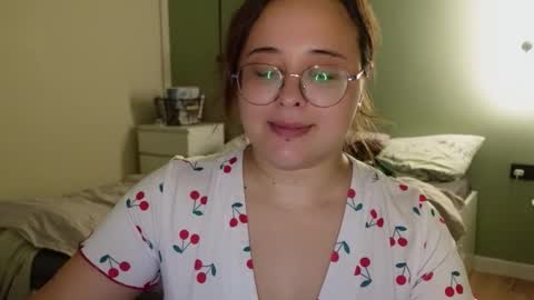 dashaprivet online show from November 24, 2025, 12:27 pm