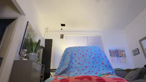 Snapshot of datguy127 chatting on September 21, 2025, 4:58 am Datguy127 online show from September 21, 2025, 4:58 am