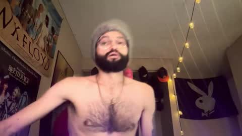 Snapshot of dathungitalian chatting on November 29, 2025, 7:06 pm Tarantino online show from November 29, 2025, 7:06 pm