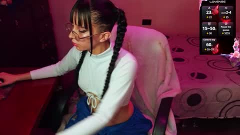 Marie Anne online show from November 23, 2025, 4:34 am