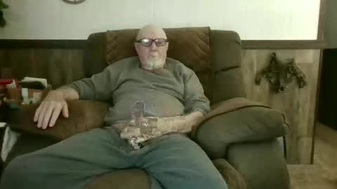 dave571960 online show from May 24, 2026, 10:31 am