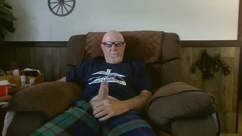 dave571960 online show from July 5, 2026, 10:44 am