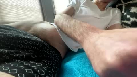 dave76b online show from February 3, 2025, 3:38 pm