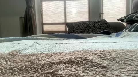 dave76b online show from February 14, 2025, 10:59 am