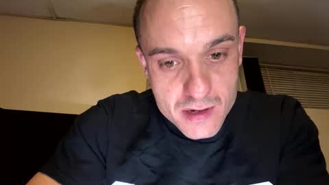 Snapshot of dave875126 chatting on February 25, 2026, 2:32 am dave875126 online show from February 25, 2026, 2:32 am