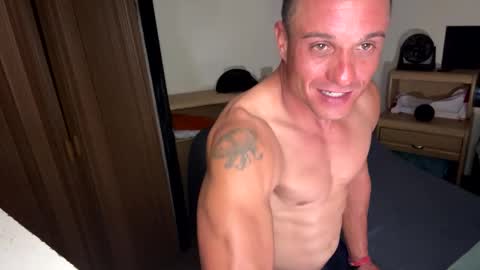 dave875126 online show from May 16, 2026, 12:07 am