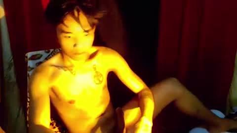 Snapshot of dave_boyyy chatting on November 28, 2025, 7:22 am dave_boyyy online show from November 28, 2025, 7:22 am