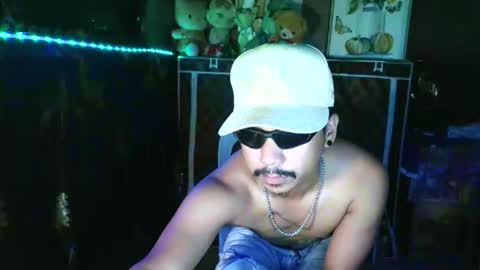 Snapshot of dave_cummers chatting on November 19, 2025, 5:40 am DAVE online show from November 19, 2025, 5:40 am