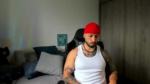 DAVE MAX online show from November 8, 2025, 3:45 pm