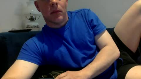 daveb709709709 online show from June 19, 2026, 8:56 pm