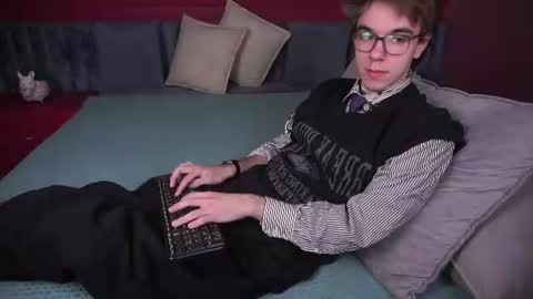 Dave online show from July 10, 2026, 8:33 pm