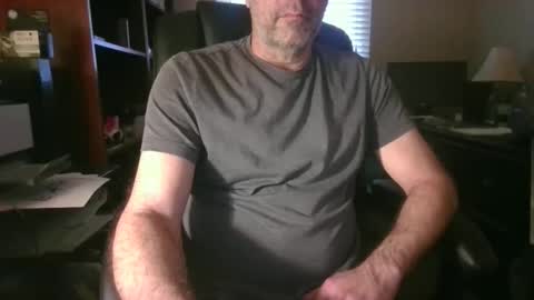 Snapshot of davethebooky chatting on January 6, 2026, 7:39 pm Dave online show from January 6, 2026, 7:39 pm