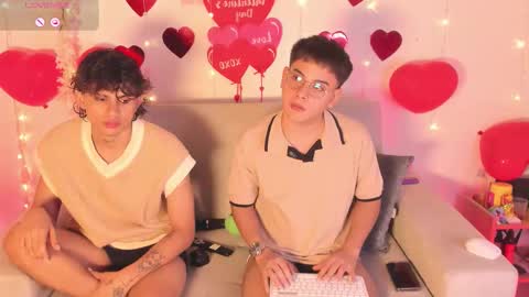 Snapshot of david_and_friend chatting on February 15, 2026, 10:17 pm david_and_friend online show from February 15, 2026, 10:17 pm