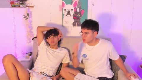 Snapshot of david_and_friend chatting on March 5, 2026, 12:12 pm david_and_friend online show from March 5, 2026, 12:12 pm