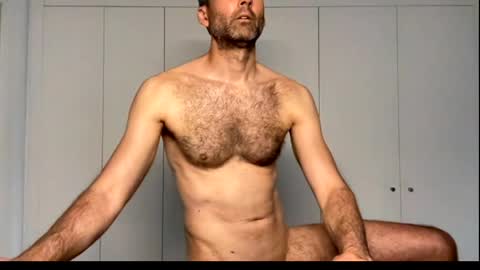 Snapshot of david_spanish chatting on May 9, 2026, 4:34 pm David Cock online show from May 9, 2026, 4:34 pm