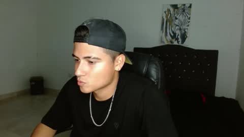 Snapshot of davidbless chatting on September 25, 2025, 12:03 am David Bless online show from September 25, 2025, 12:03 am