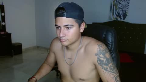 Snapshot of davidbless chatting on October 7, 2025, 1:03 am David Bless online show from October 7, 2025, 1:03 am