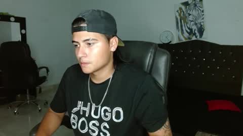 Snapshot of davidbless chatting on December 14, 2025, 1:33 am David Bless online show from December 14, 2025, 1:33 am