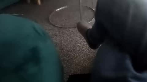 davidf75 online show from November 15, 2025, 9:39 am