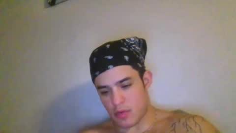 Snapshot of davidfry25 chatting on December 27, 2024, 8:02 am davidfry25 online show from December 27, 2024, 8:02 am