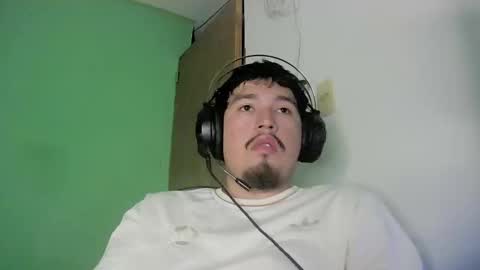 Snapshot of davidlasecuela chatting on February 19, 2026, 3:24 am DavidSkinny online show from February 19, 2026, 3:24 am