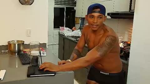 Snapshot of davidmarquez98 chatting on July 3, 2026, 11:55 pm Yef online show from July 3, 2026, 11:55 pm