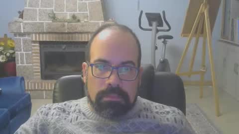 Snapshot of davidmax245 chatting on November 26, 2025, 7:04 pm davidmax245 online show from November 26, 2025, 7:04 pm