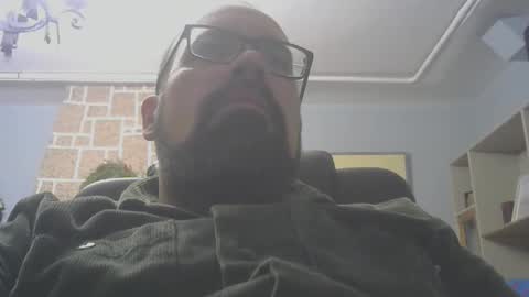 Snapshot of davidmax245 chatting on January 5, 2026, 6:33 pm davidmax245 online show from January 5, 2026, 6:33 pm