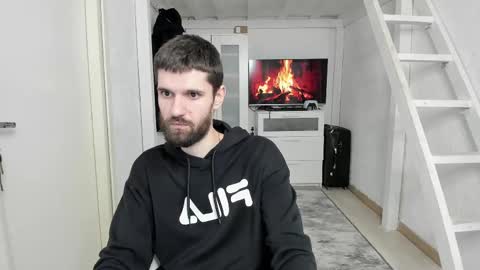 Snapshot of davidnowak chatting on December 17, 2024, 8:54 pm David online show from December 17, 2024, 8:54 pm