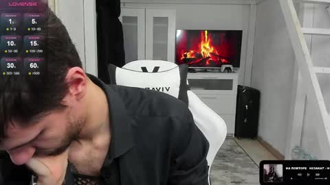 Snapshot of davidnowak chatting on February 26, 2025, 10:09 pm David online show from February 26, 2025, 10:09 pm