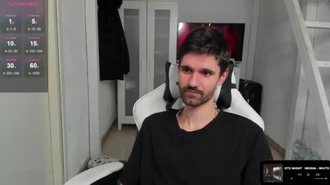 Snapshot of davidnowak chatting on February 28, 2025, 2:09 am David online show from February 28, 2025, 2:09 am