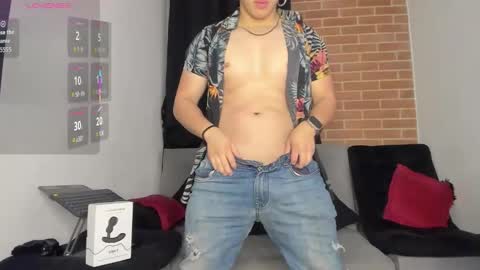 davidx_x21 online show from November 3, 2025, 6:58 am