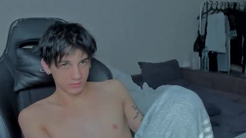 davis online show from December 20, 2024, 8:12 pm