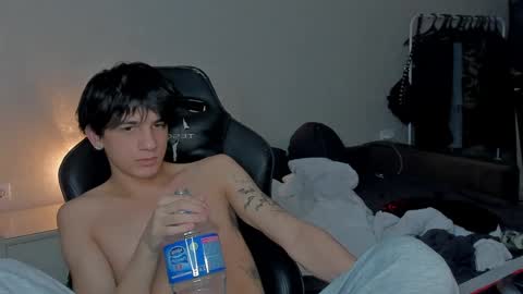 davis online show from January 2, 2025, 11:49 pm