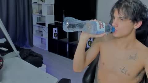 davis online show from September 28, 2025, 10:53 am