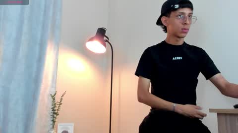 Snapshot of dax_blaze chatting on April 30, 2026, 1:50 pm Dax online show from April 30, 2026, 1:50 pm