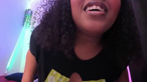 Snapshot of dayanroux chatting on October 15, 2025, 12:27 pm dayanroux online show from October 15, 2025, 12:27 pm