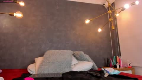 DAYRA ANGELS online show from June 27, 2026, 5:34 am