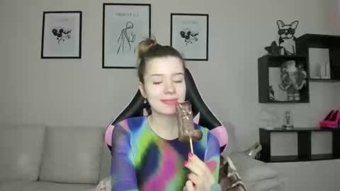 dazdrasmigdasue online show from January 28, 2025, 3:25 pm