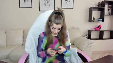 dazdrasmigdasue online show from February 20, 2025, 2:02 pm