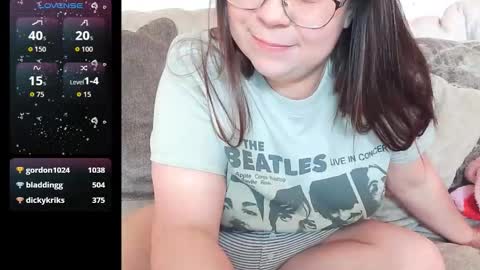 Snapshot of dazeddesty_ chatting on January 17, 2026, 5:05 pm Dazeddesty online show from January 17, 2026, 5:05 pm