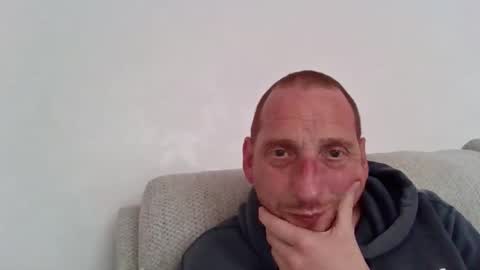 dazza2574 online show from April 30, 2026, 6:53 am