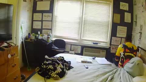 dbeamon92 online show from January 16, 2026, 6:12 pm