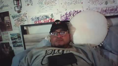 dbeamon92 online show from April 8, 2026, 2:22 am