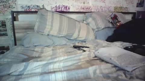 dbeamon92 online show from April 10, 2026, 12:16 am