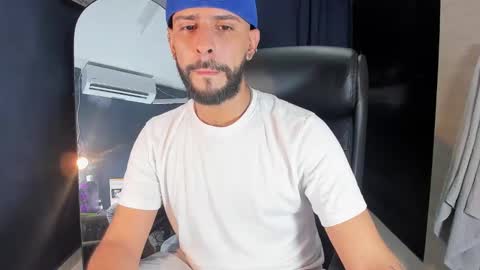 Snapshot of dcollins_ chatting on October 16, 2025, 8:10 pm dcollins_ online show from October 16, 2025, 8:10 pm