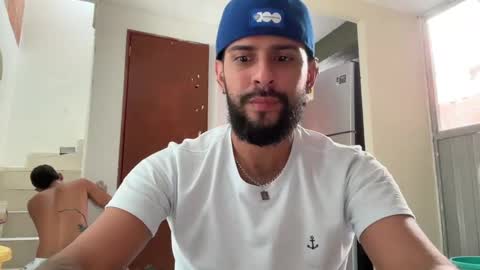 Snapshot of dcollins_ chatting on November 23, 2025, 5:02 pm dcollins_ online show from November 23, 2025, 5:02 pm