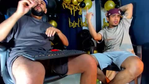 Snapshot of dcollins_ chatting on November 28, 2025, 10:34 pm dcollins_ online show from November 28, 2025, 10:34 pm